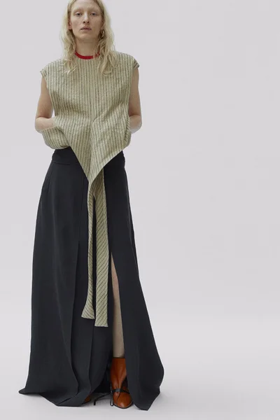 Look 18